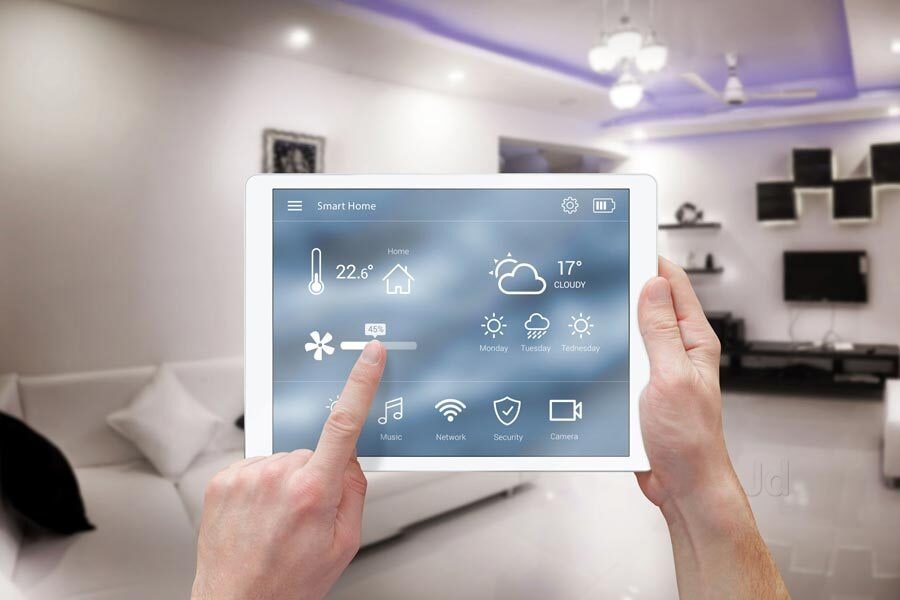 AI vs IoT in smart homes